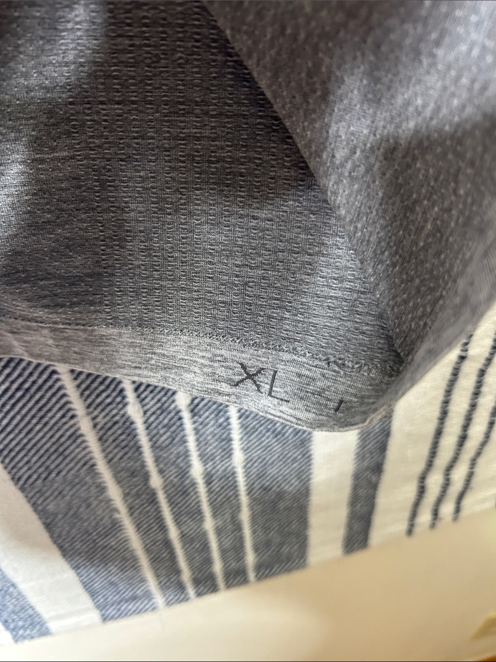Mens Lululemon Metal Vent Tech Long Sleeve Henley - Picture 6 of 8